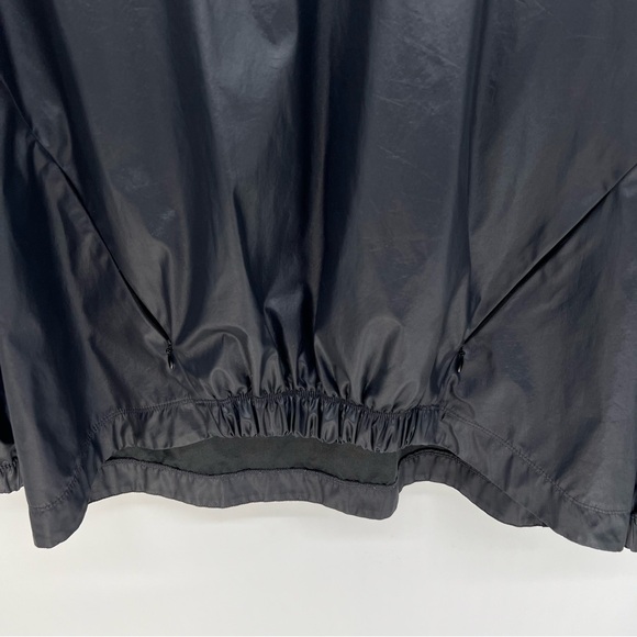 Fabletics Europa Pullover II Black Waterproof Large Windbreaker Raincoat *READ* - Picture 5 of 9